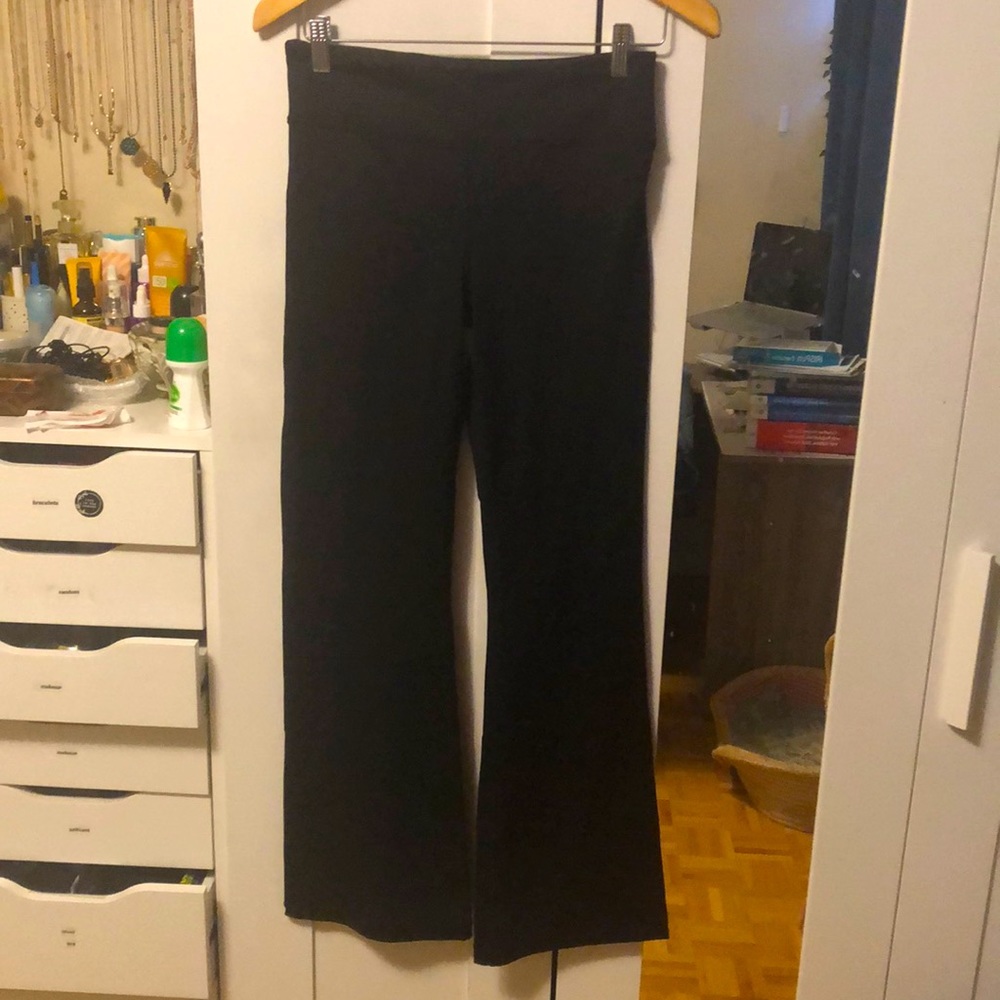 Wide leg stretchy yoga pants size XS to small